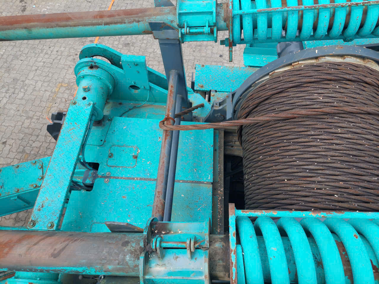 Xe cẩu xích 200 tấn Kobelco 7200 (2000) nhập từ Nhật Bản