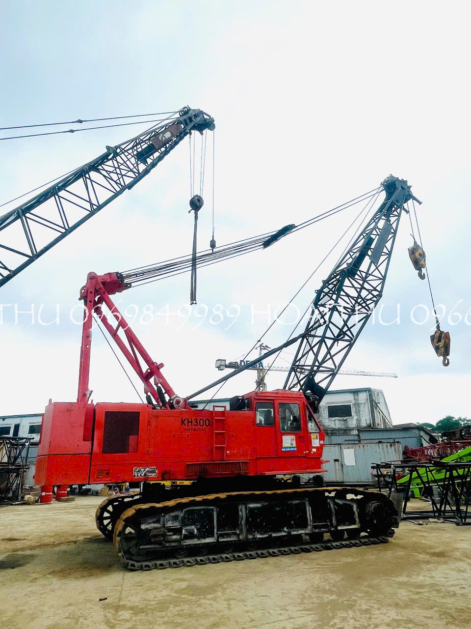 Xe cẩu bánh xích 80 tấn Hitachi KH300-3 (1996) nhập khẩu từ Hàn Quốc
