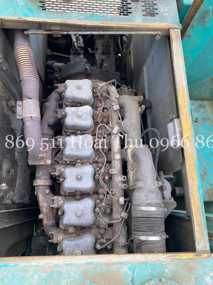 Xe cẩu bánh xích 65 tấn Kobelco 7065 (1990) nhập khẩu từ Hàn Quốc