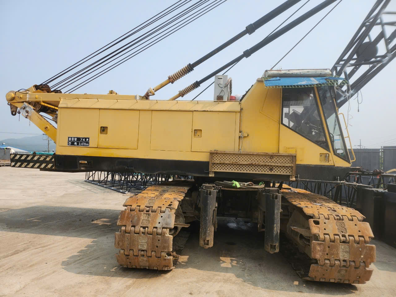 Xe cẩu bánh xích 80 tấn Sumitomo SC800 (1994) nhập khẩu từ Hàn Quốc