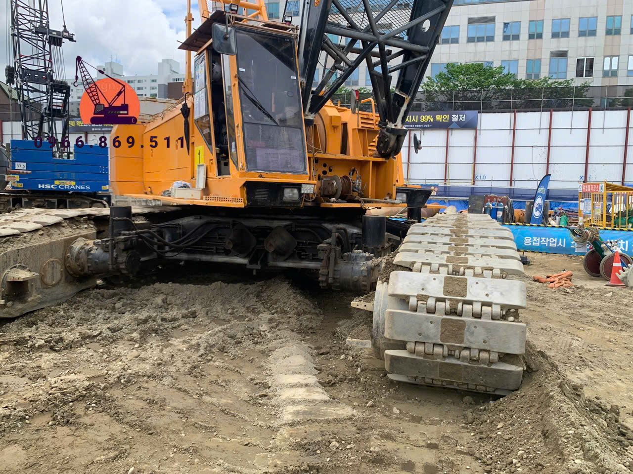 Xe cẩu bánh xích 100 tấn Sumitomo SC1000 (1995) nhập khẩu từ Hàn Quốc