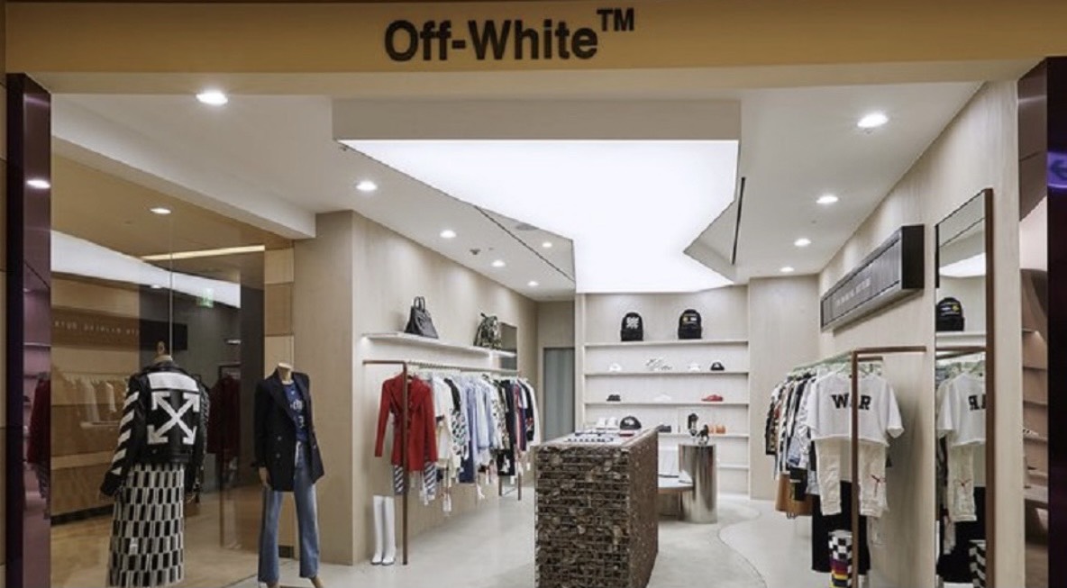 OFF-WHITE