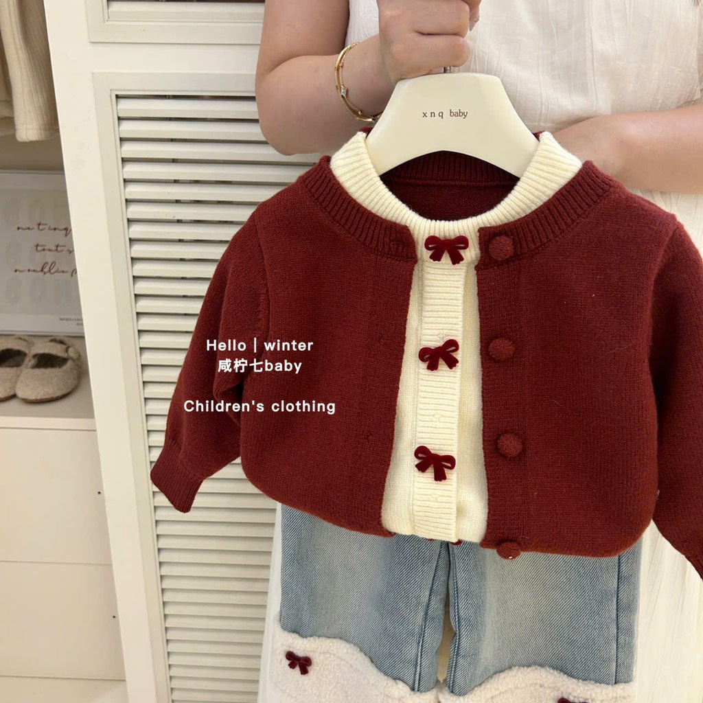 Set quần áo len QCCC cho bé gái (9-  24kg)