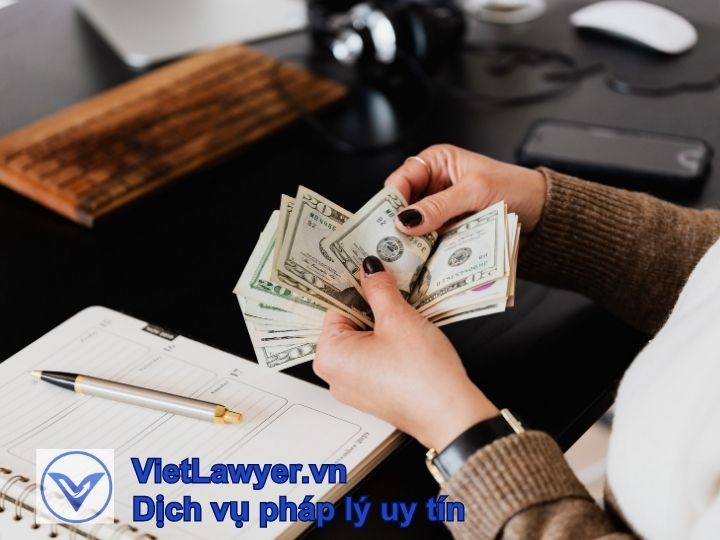 Tiền giả | Người vô ý dùng tiền giả