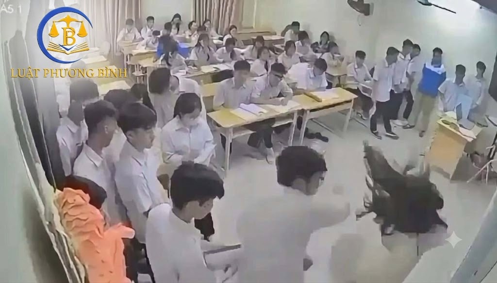 Vụ án nam sinh Hà Nội tác động cô giáo, hình phạt nào cho em?