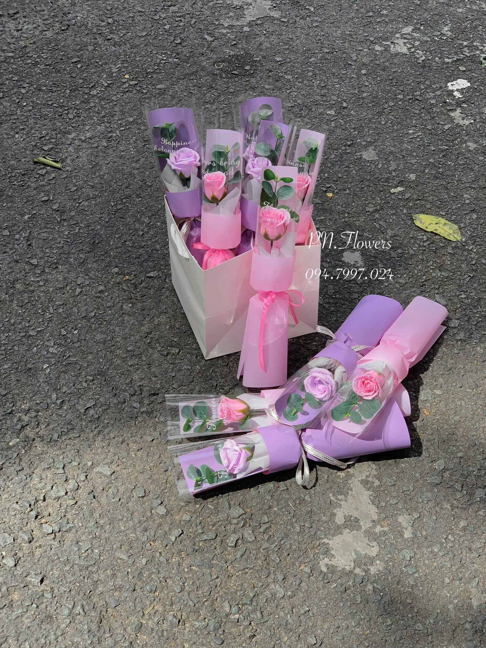 hoa sáp 1 bông hồng + tím