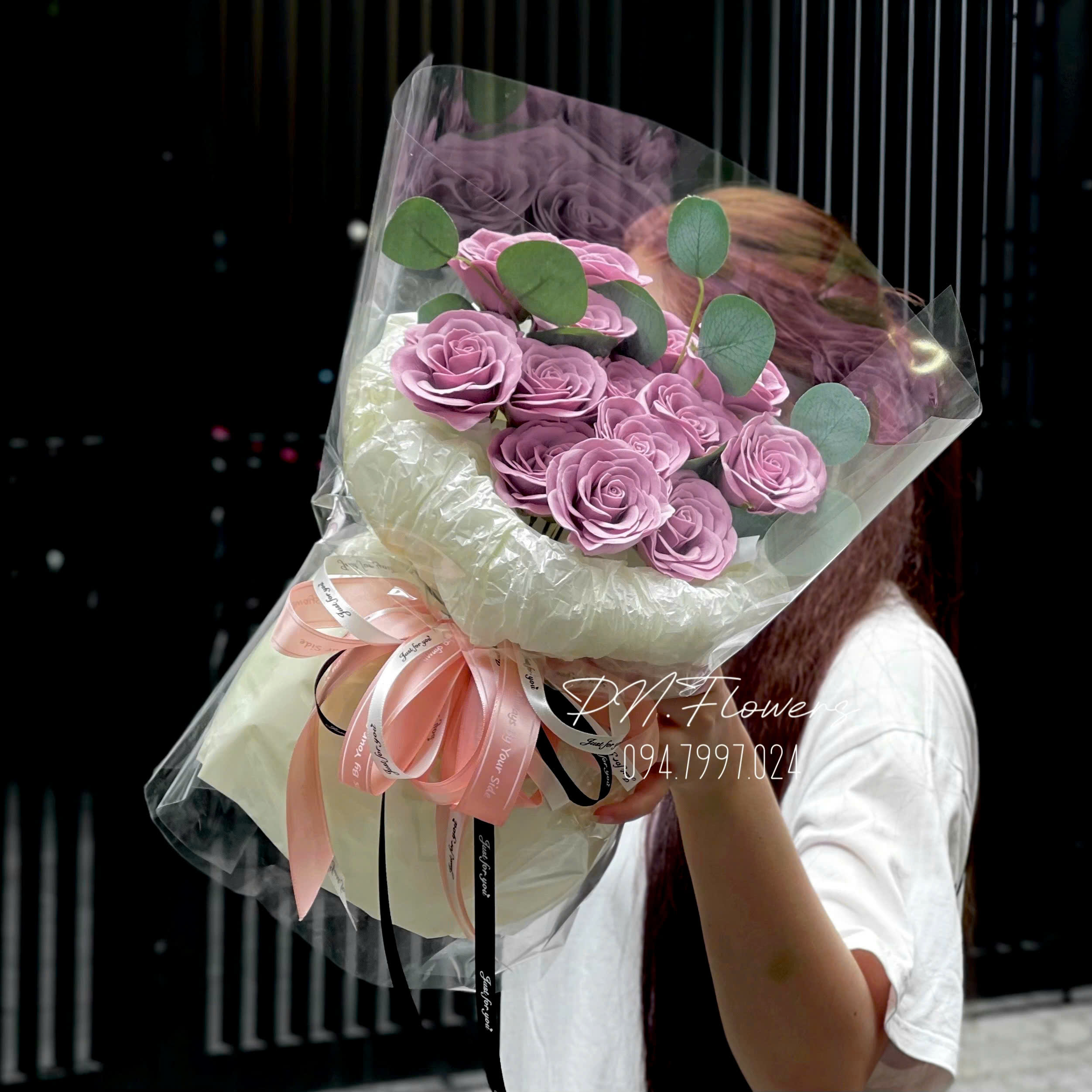 Bó Hoa Sáp 15 Bông Ecudor Hồng Môn