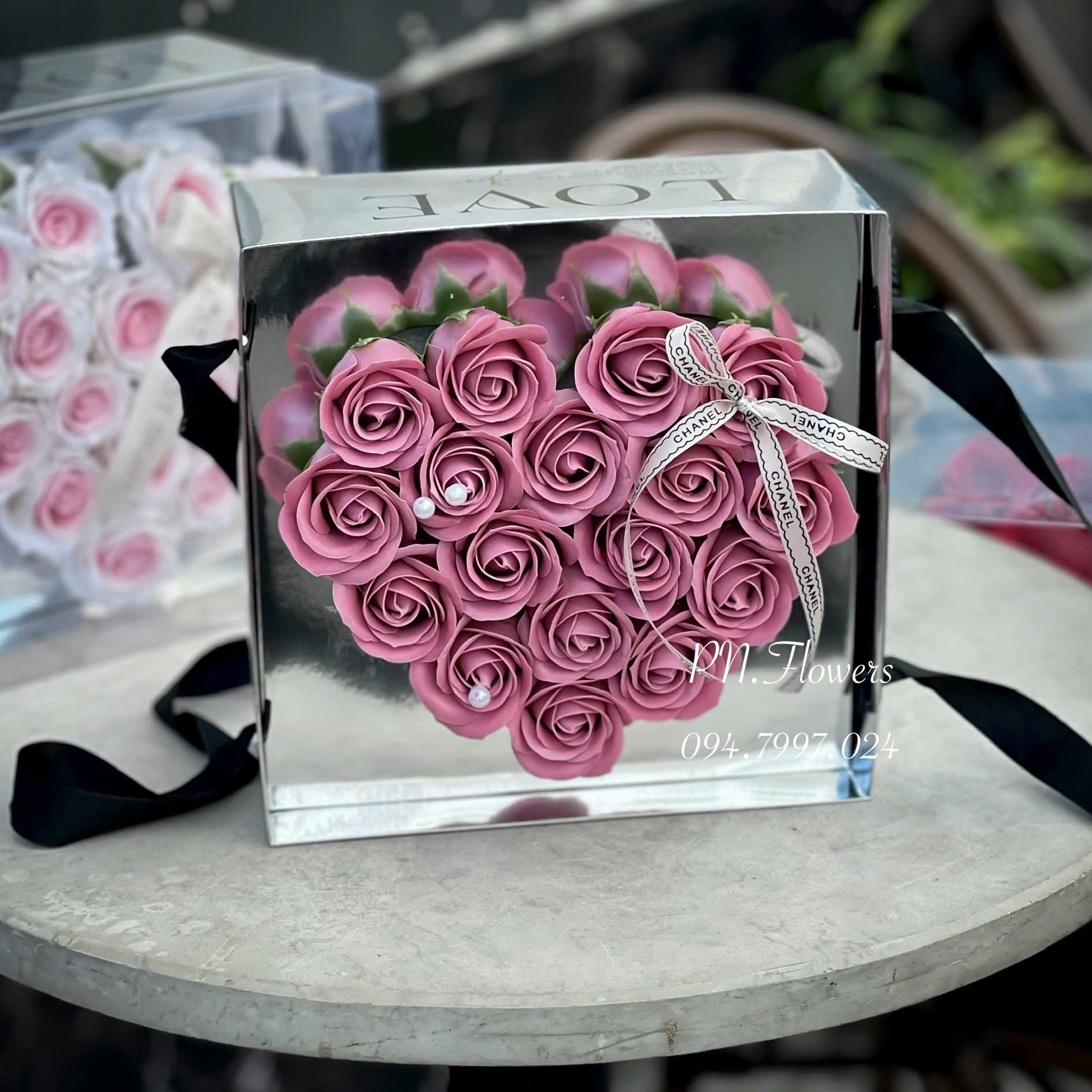 Hộp Tim Hoa Sáp Hồng Nude