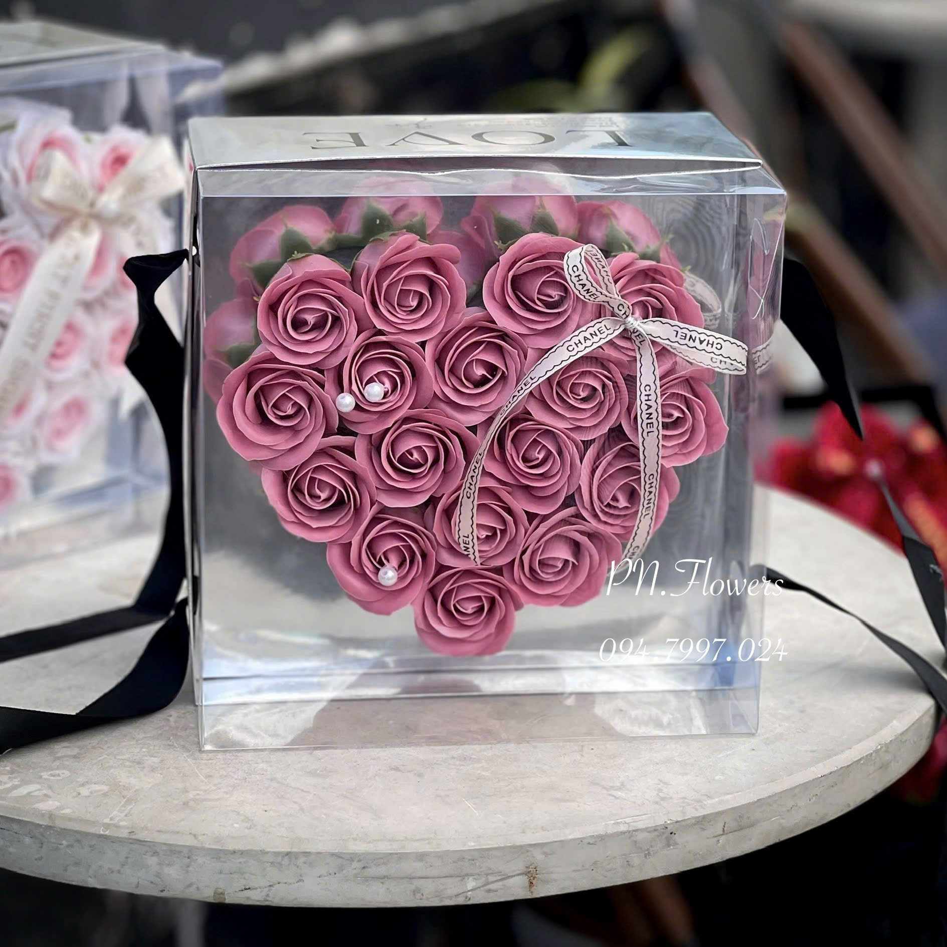 Hộp Tim Hoa Sáp Hồng Nude