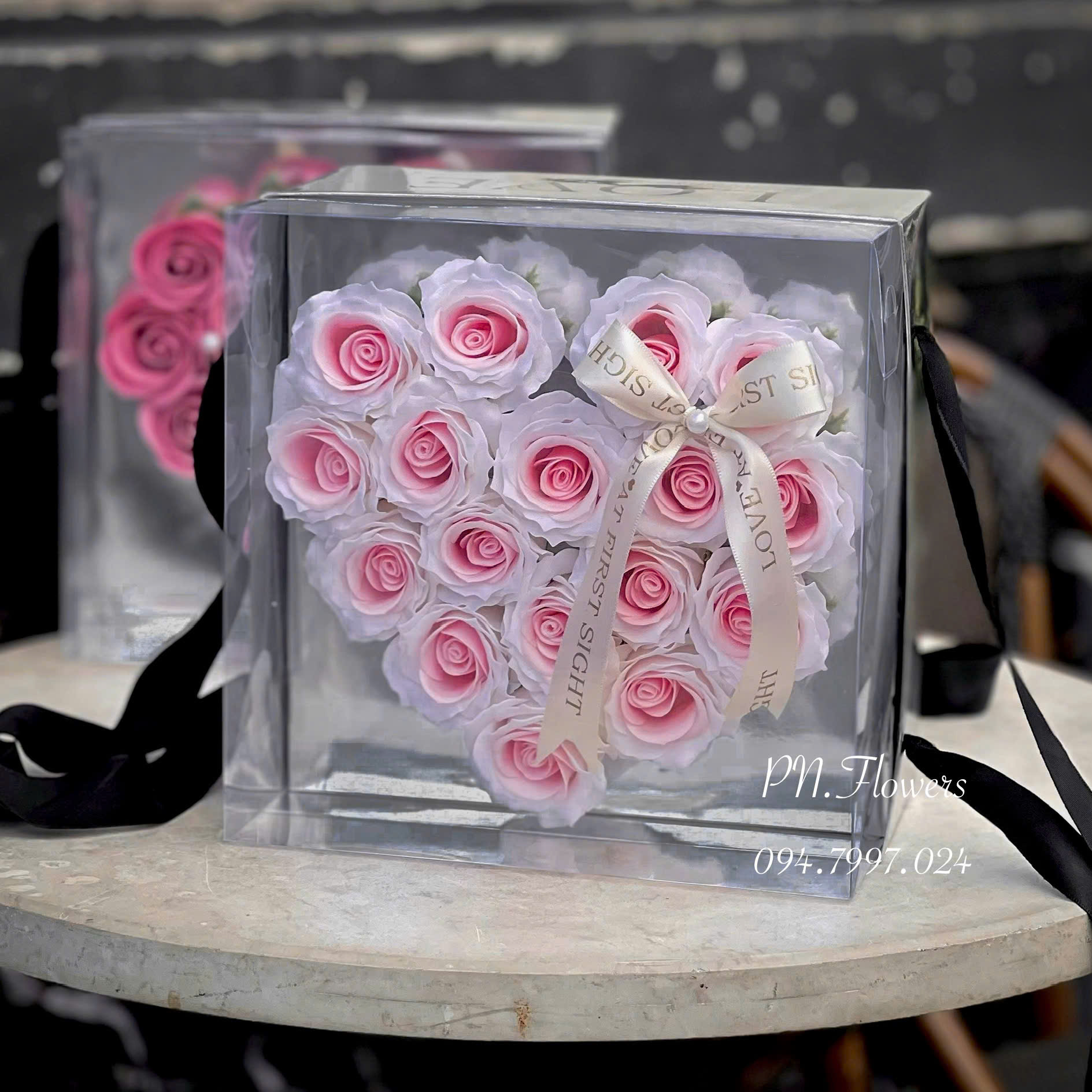 Hộp Tim Hoa Sáp Cao Cấp