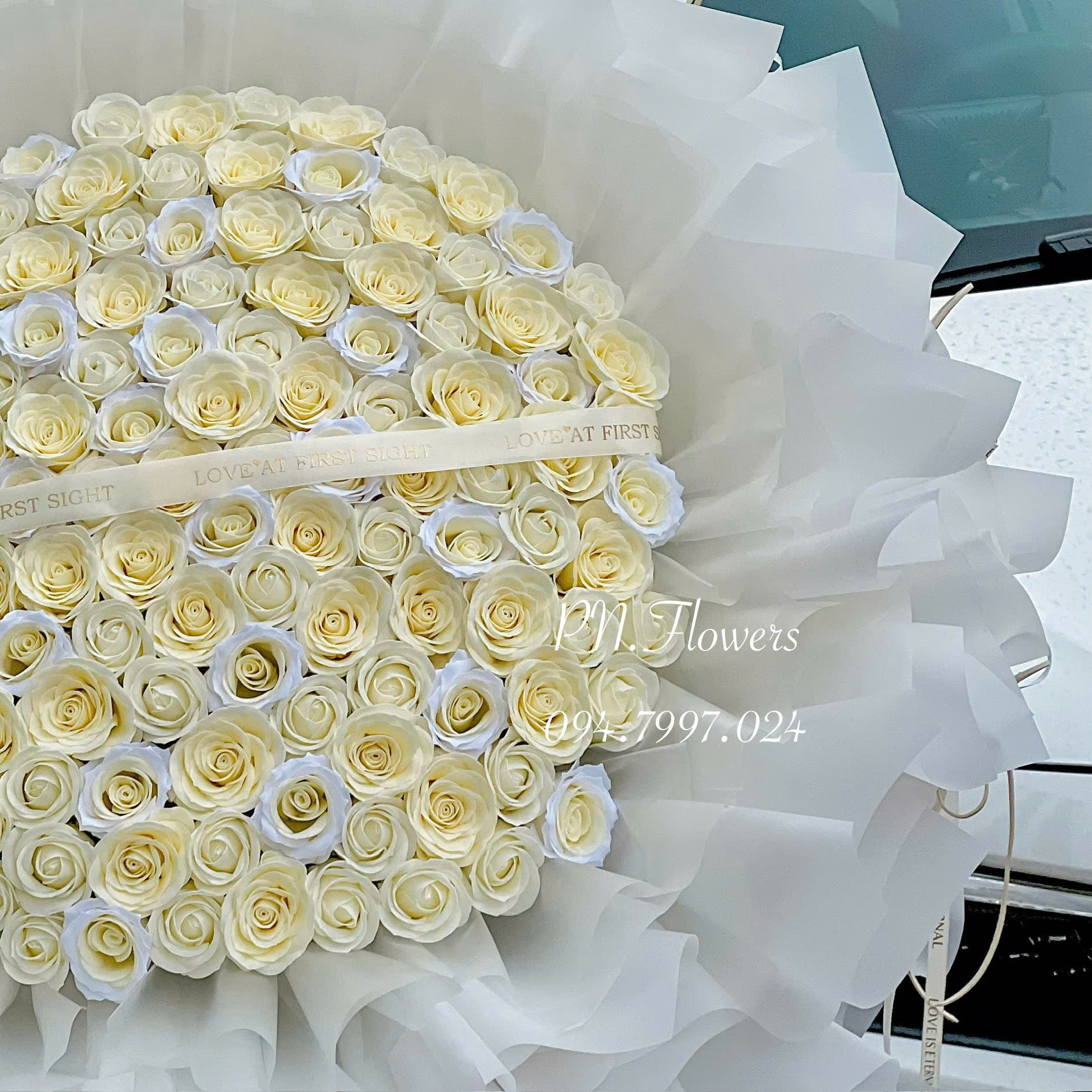 Bó Hoa Sáp Thơm 125 Bông Tone Kem Sang Trọng