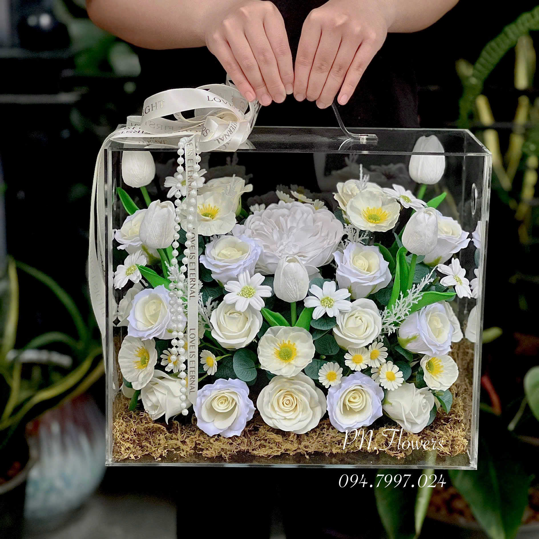 Vali Hoa Sáp Đẹp Tone Trắng Kem Size Lớn