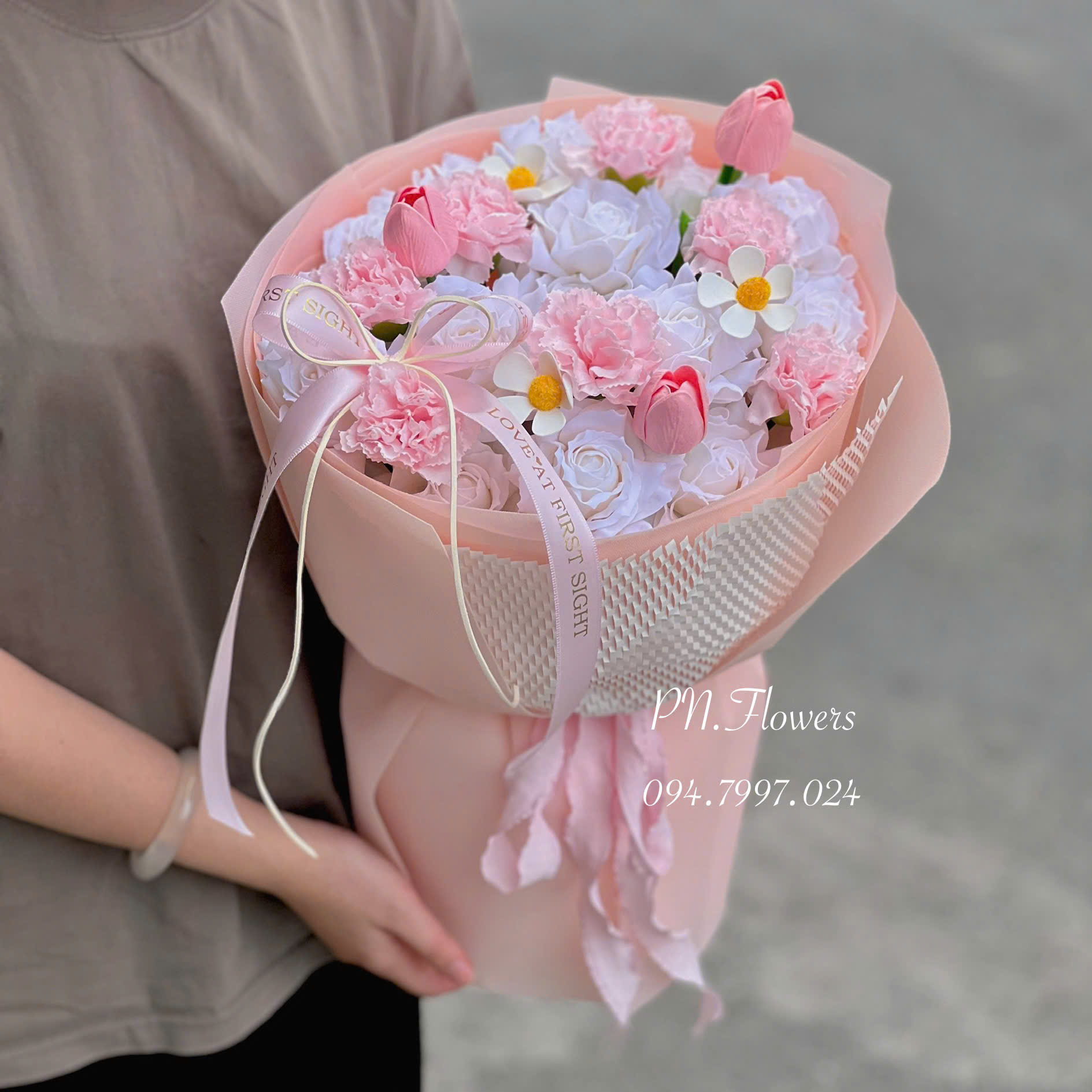 Bó 25 Bông Hoa Sáp Tone Hồng Mix Tulip