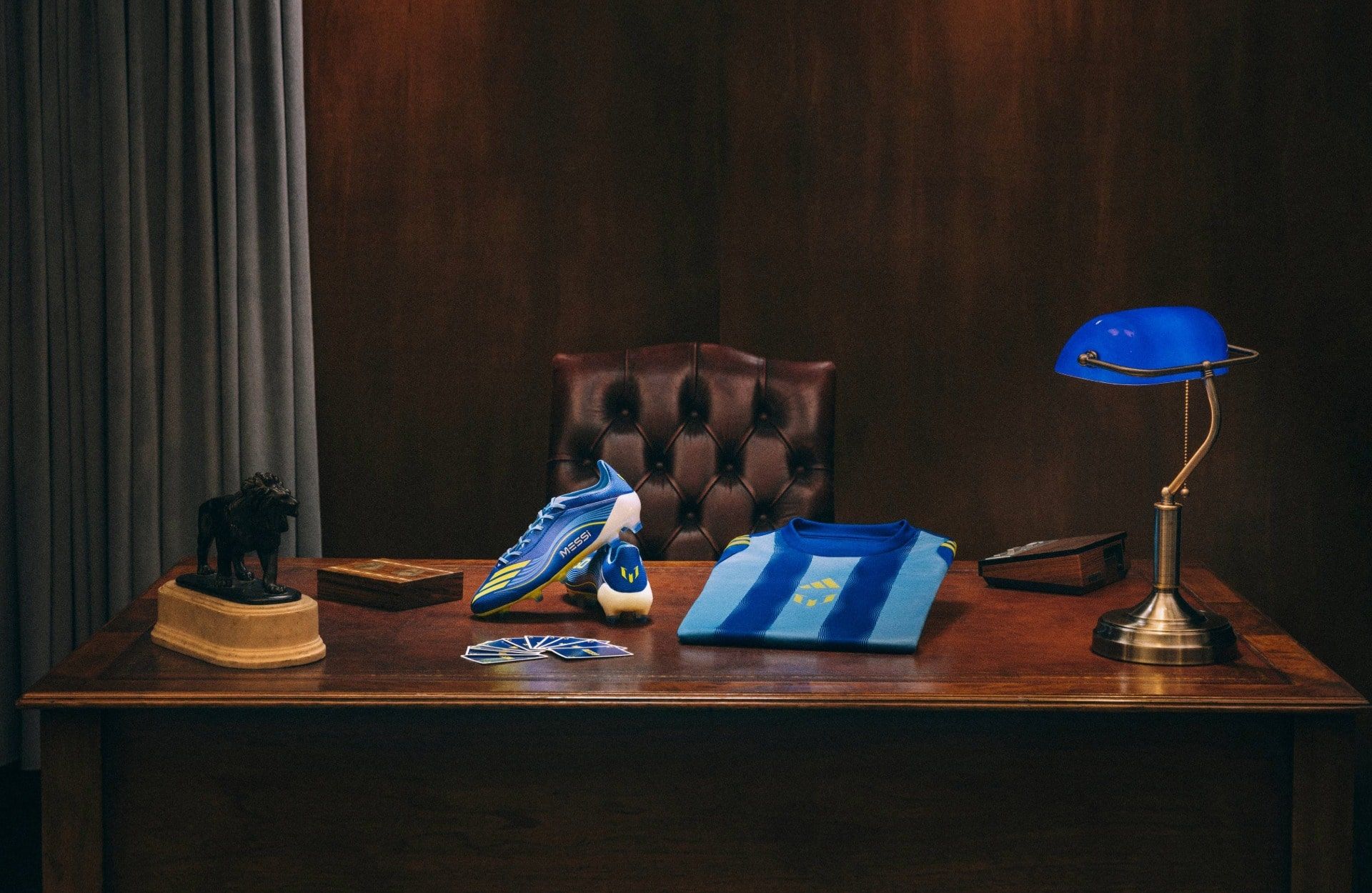 Adidas F50 Messi thế hệ tiếp theo mang tên 'Vis10n'