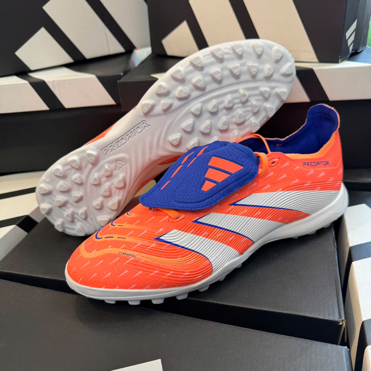 Giày bóng đá Adidas Predator 25 League FT TF JQ1074 -Màu  Cam, Lưỡi gà Lật