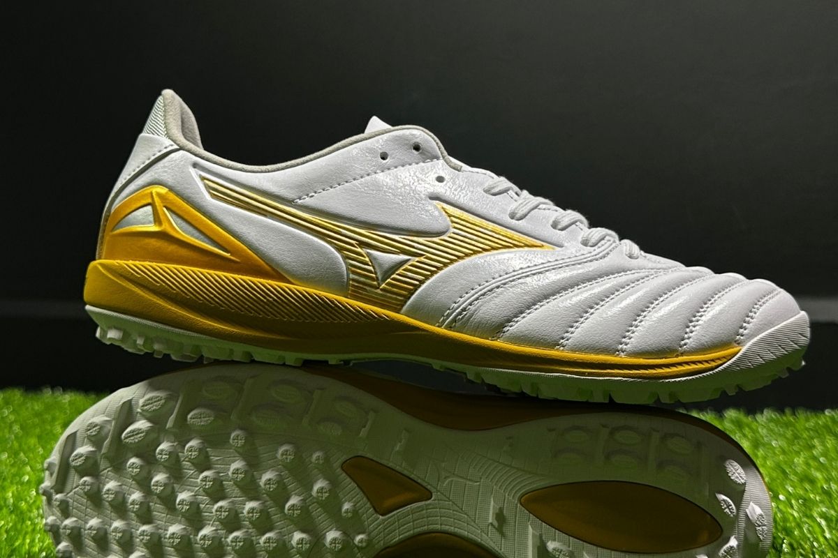 Mizuno morelia neo IV pro As