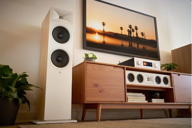 Loa JBL Stage 2 và Amply JBL MA Series - Định Hình Tương Lai Giải Trí Tại Gia?