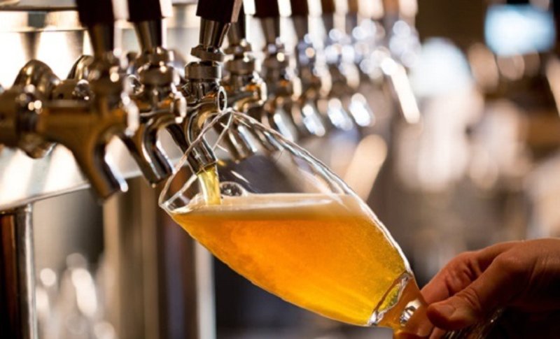 Cách thưởng thức bia thủ công đúng điệu mà không phải ai cũng biết