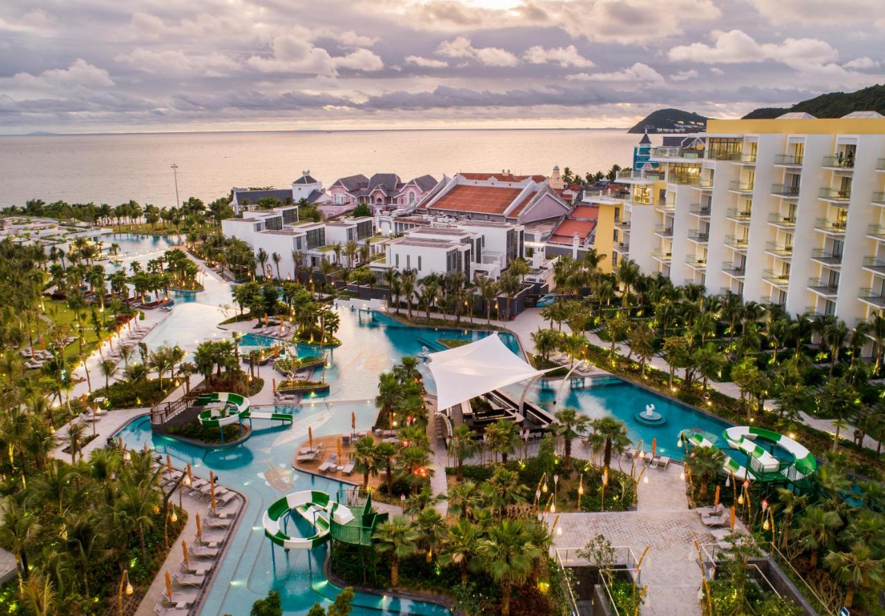 Premier Residences Phú Quốc Emerald Bay