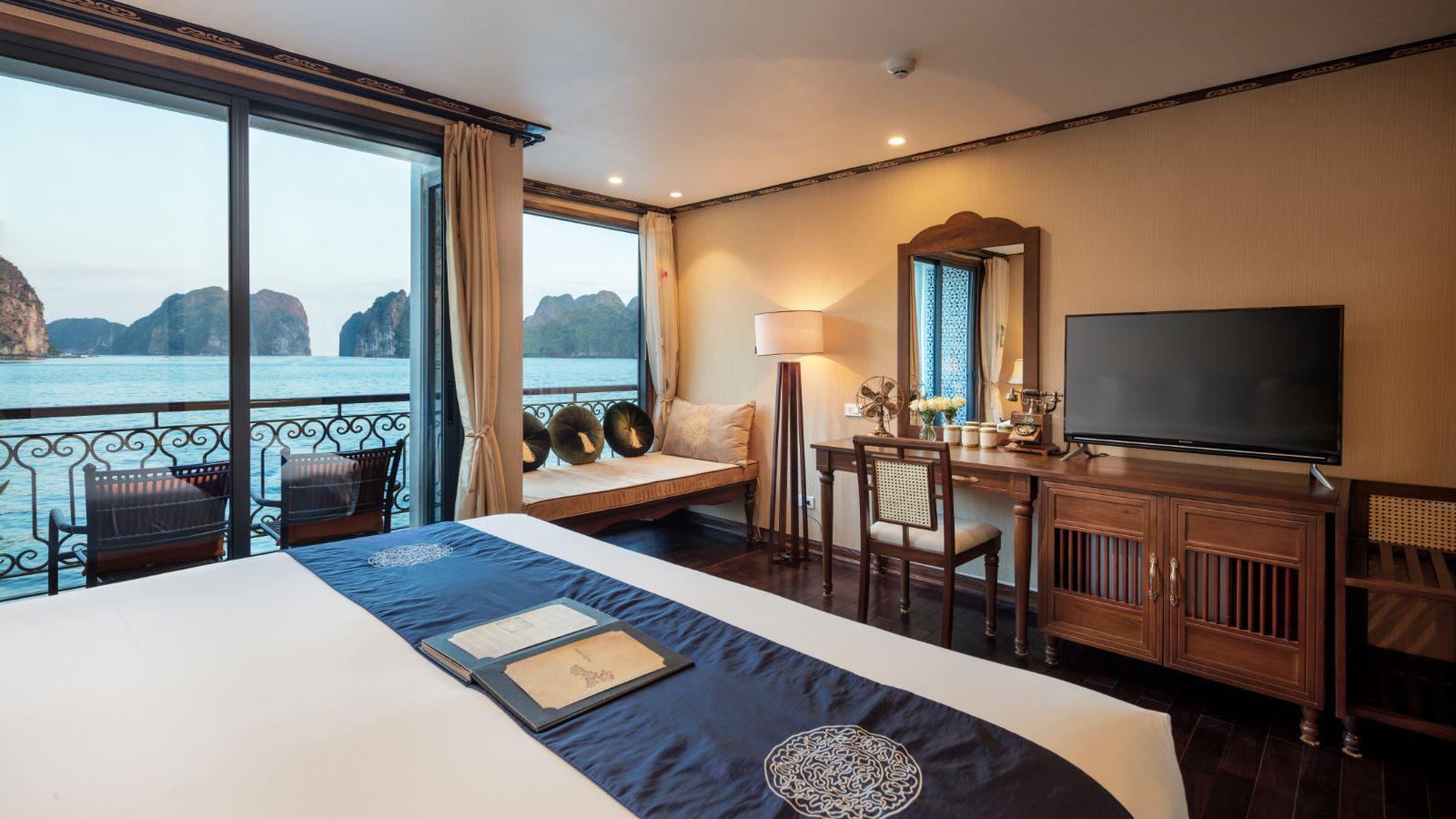 Voucher Du Thuyền Indochine Lan Hạ