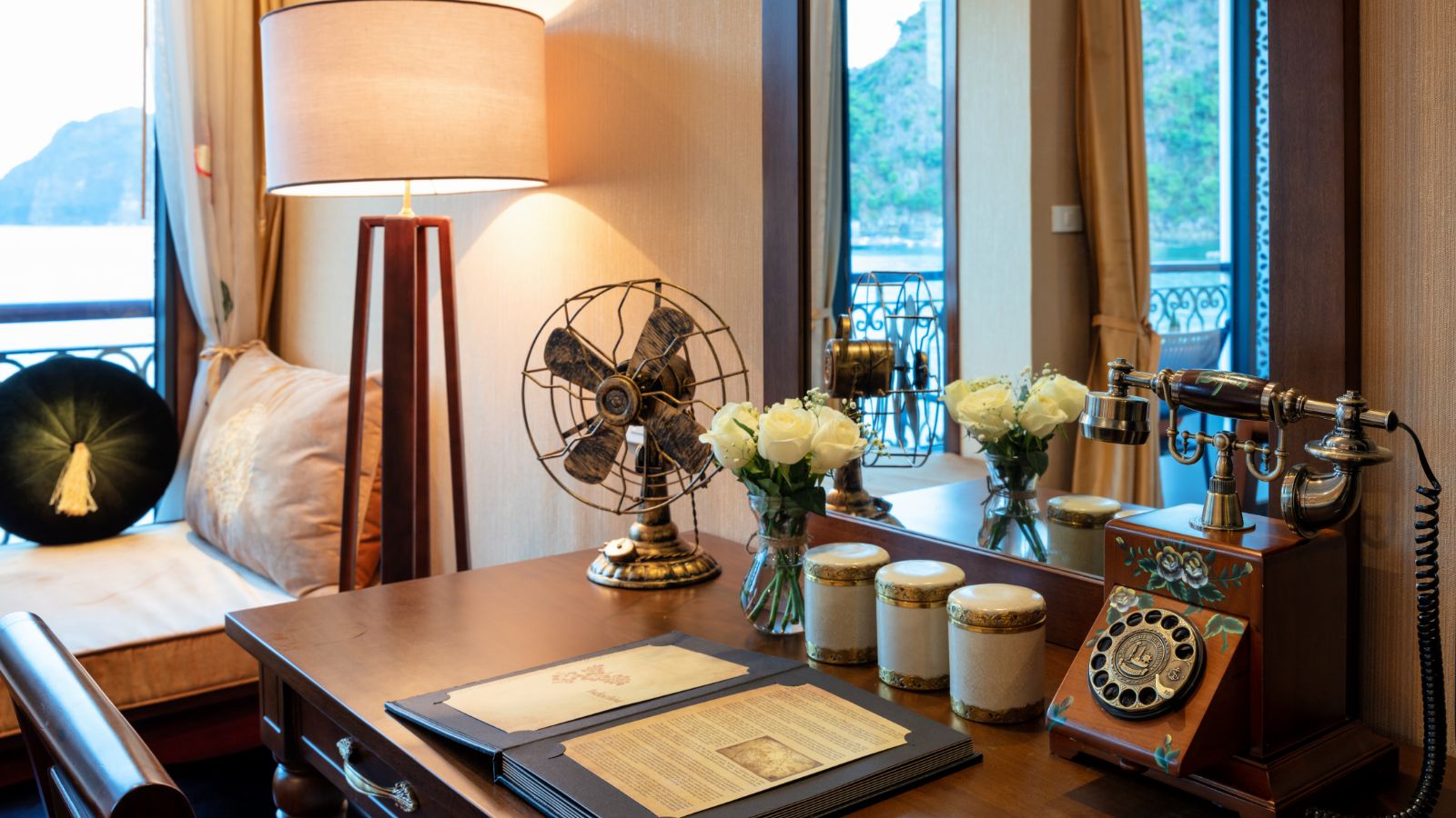 Voucher Du Thuyền Indochine Lan Hạ