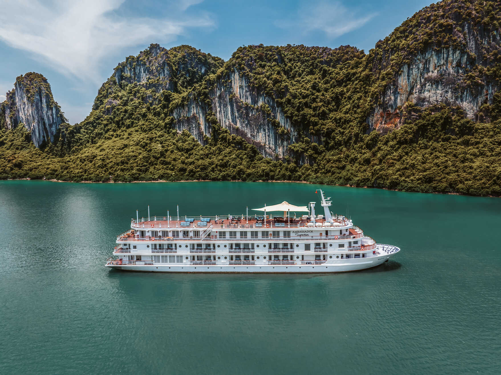 Voucher Du Thuyền Ambassador Lan Hạ