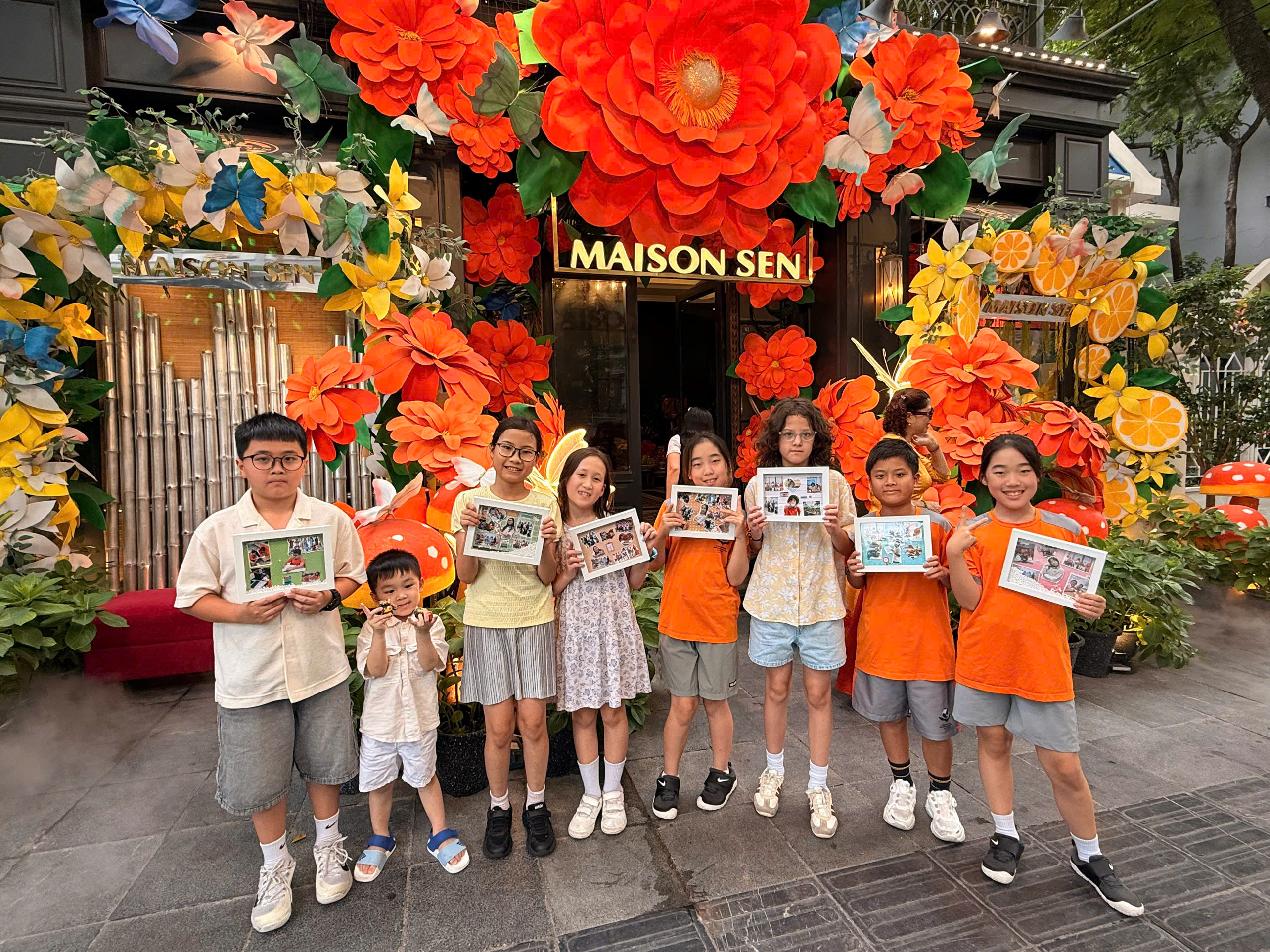 Workshop trang trí khung ảnh – Hoạt động sáng tạo ý nghĩa dành cho học sinh Trường Quốc tế Singapore