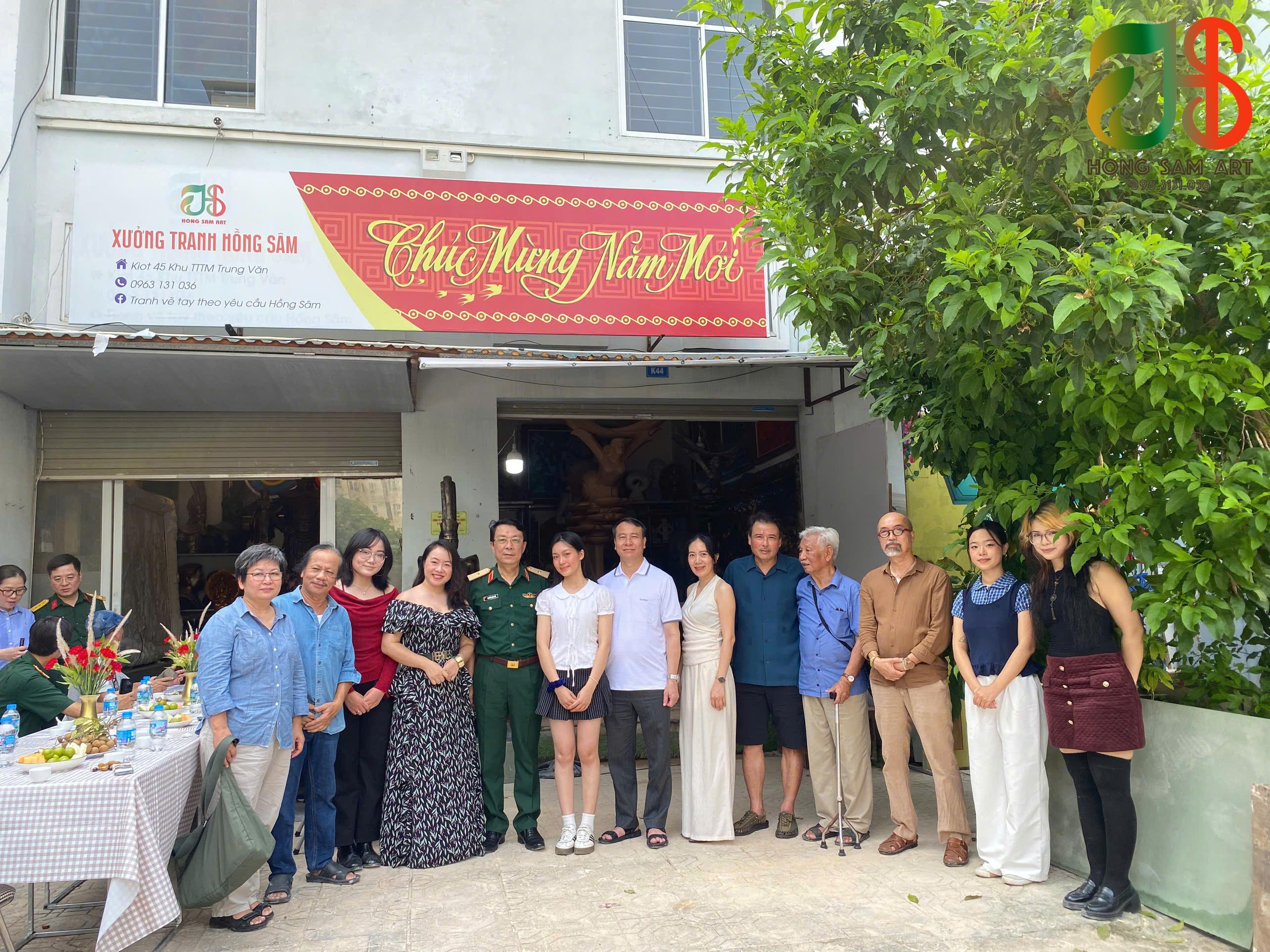 Duyệt công trình tượng đài Hà Nội – Điện Biên Phủ Trên Không tại Mỹ thuật Hồng Sâm