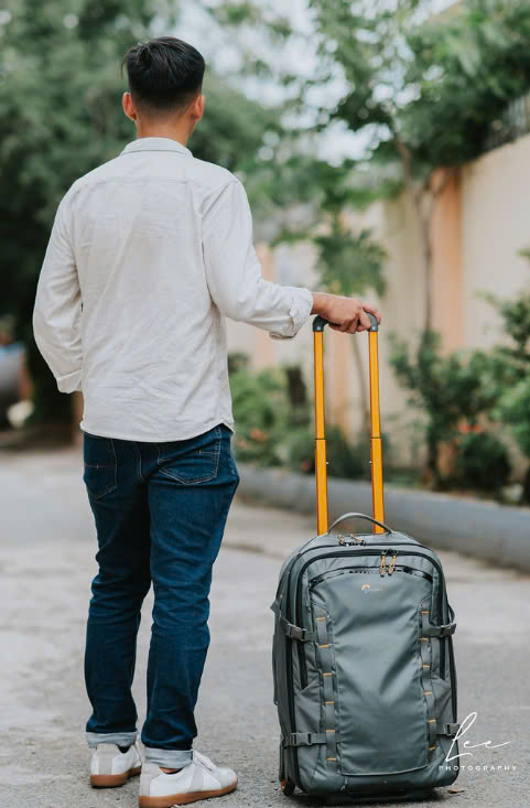 Vali máy ảnh du lịch Lowepro Highline RL x400 AW
