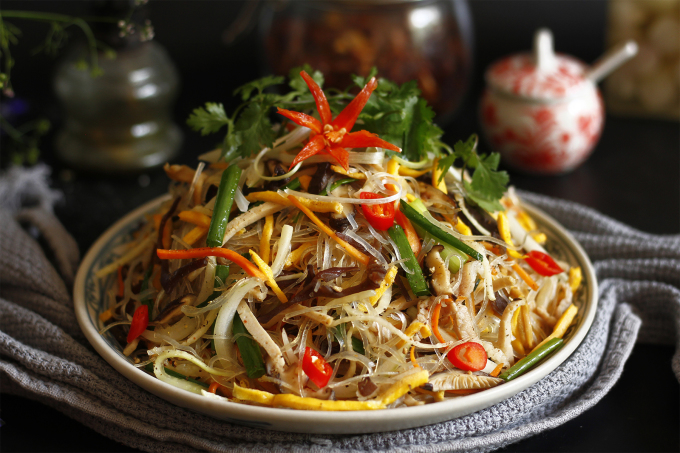 Thành phẩm món miến xào thập cẩm