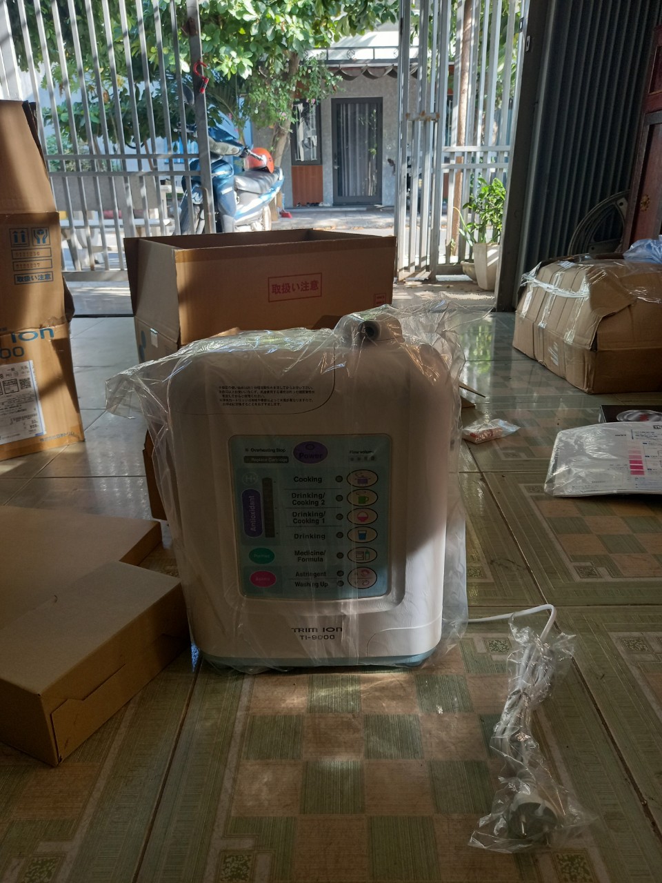 Máy Lọc Nước Điện Giả ION Kiềm TRIM ION Ti_9000