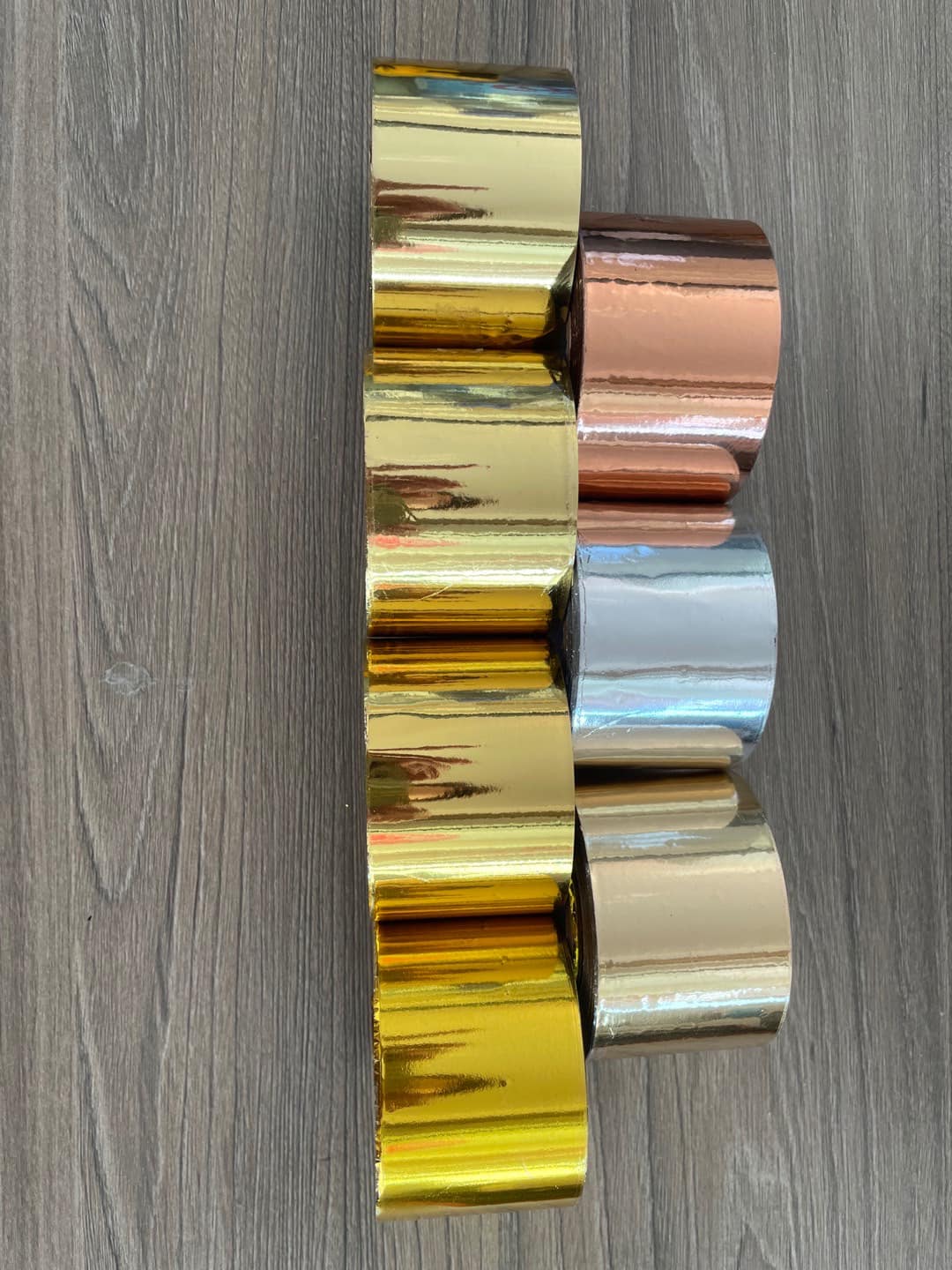 Vàng cuộn dùng trong dát vàng tượng phật, dừa, mỹ nghệ