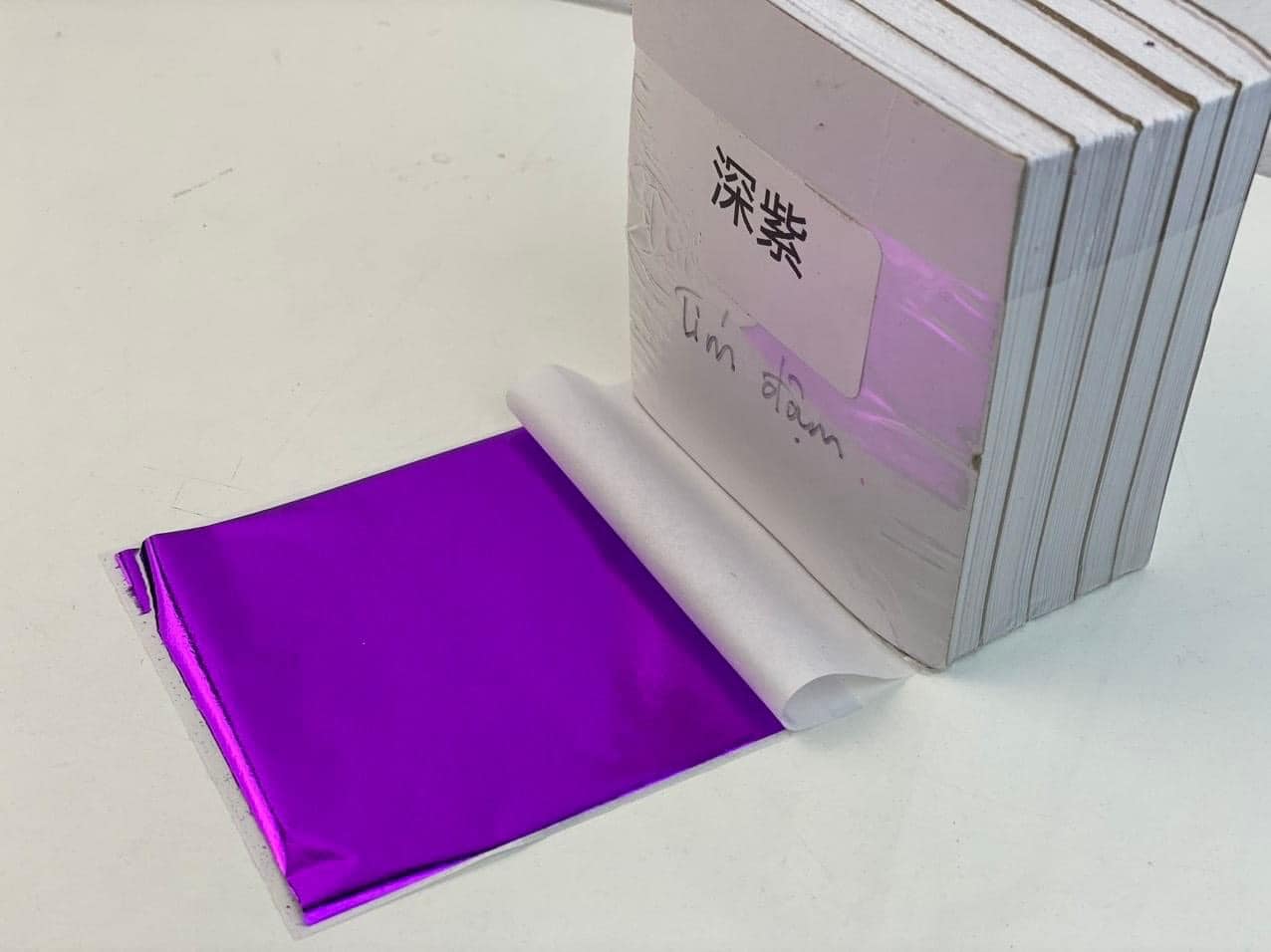 'SÔC" Set 500 lá vàng màu Đài Loan có 6 màu đỏ, xanh lá, xanh ngọc, xanh dương, tím, hồng đào dùng trang trí