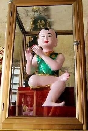 Tượng Cô, Tượng Cậu T001