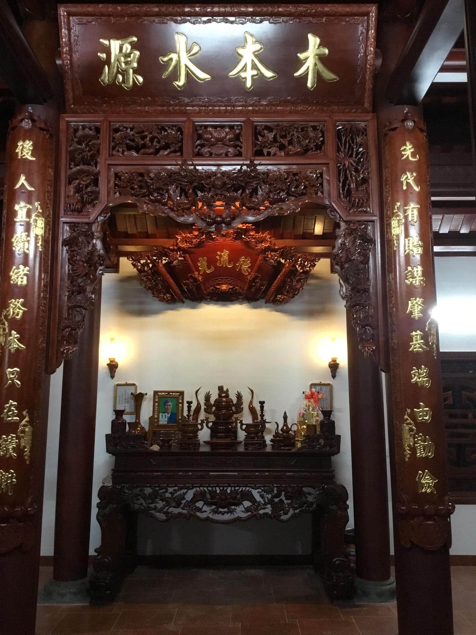 Mẫu cuốn thư câu đối gỗ loại đẹp HPCD002