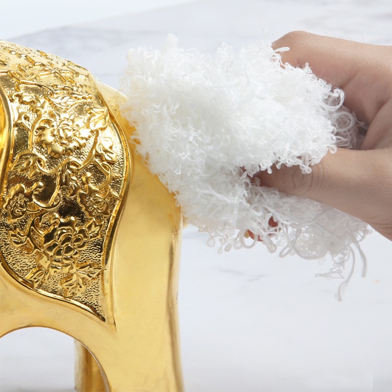 Bông chà làm bóng vàng dát trên tượng phật, đồ đồng, đồ kim loại, đồ nhựa, trái cây