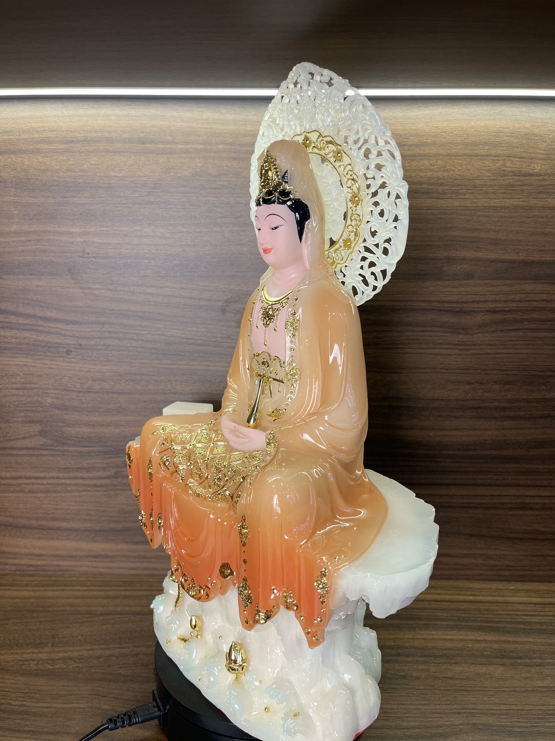 NHIỀU MẪU - TƯỢNG QUÁN ÂM BỒ TÁT TỰ TẠI - CHẤT LIỆU BỘT ĐÁ - NHIỀU MẪU KHÁC NHAU - CAO 30CM/40CM