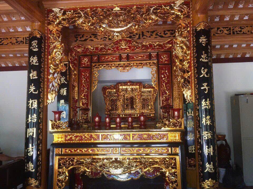 Mẫu phòng thờ truyền thống sơn son thếp vàng MPT001