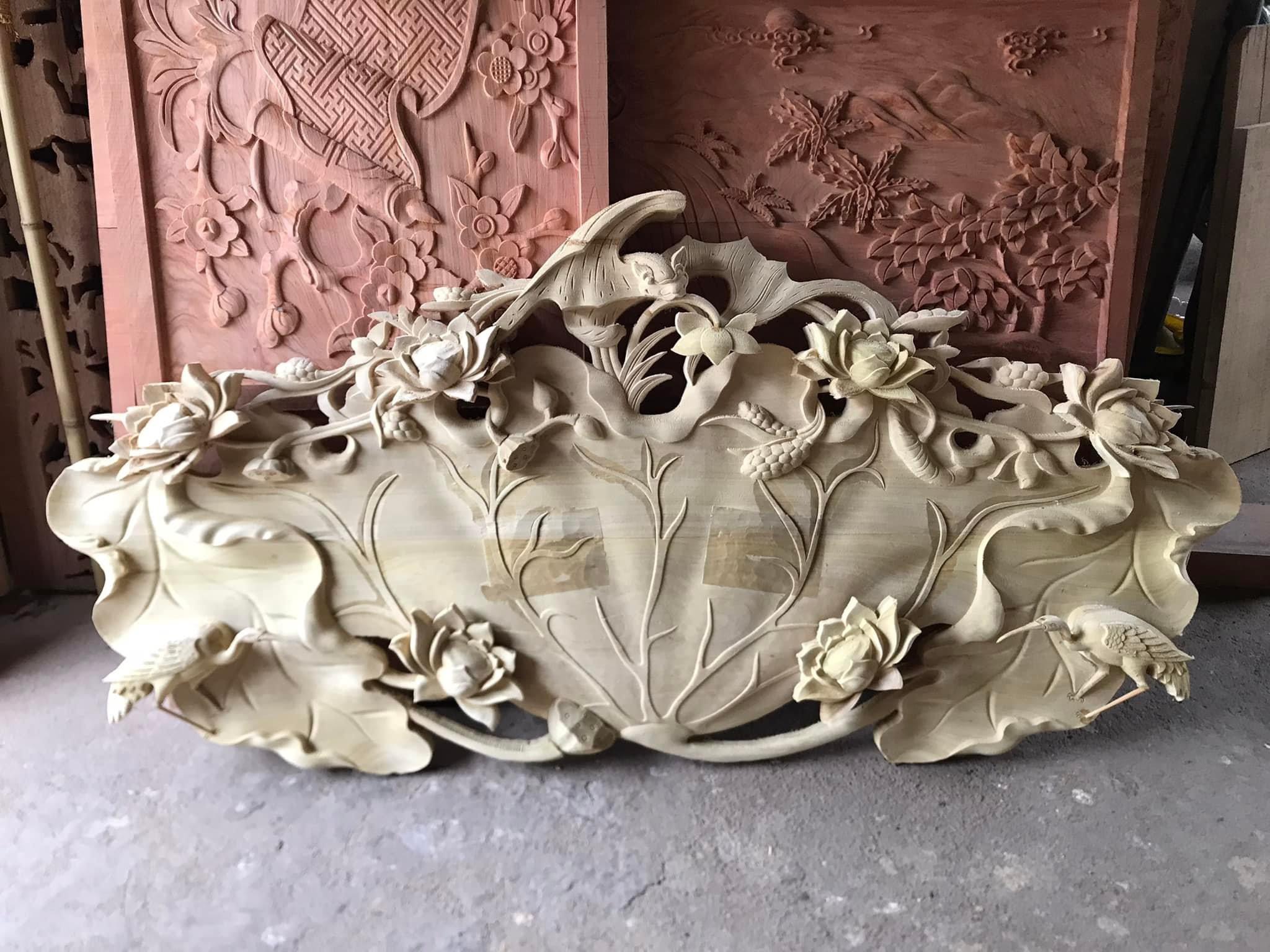 Cuốn thư kiểu Lá sen gỗ mộc