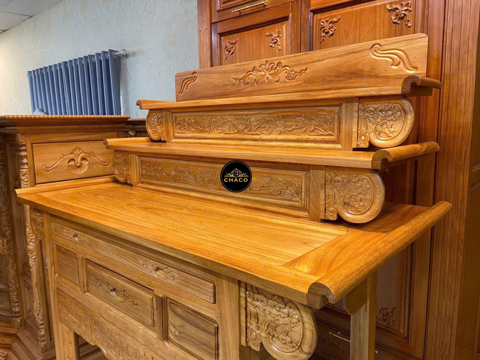 Bàn thờ TAM cấp gõ đỏ chạm sen hàng HOT 1.47m