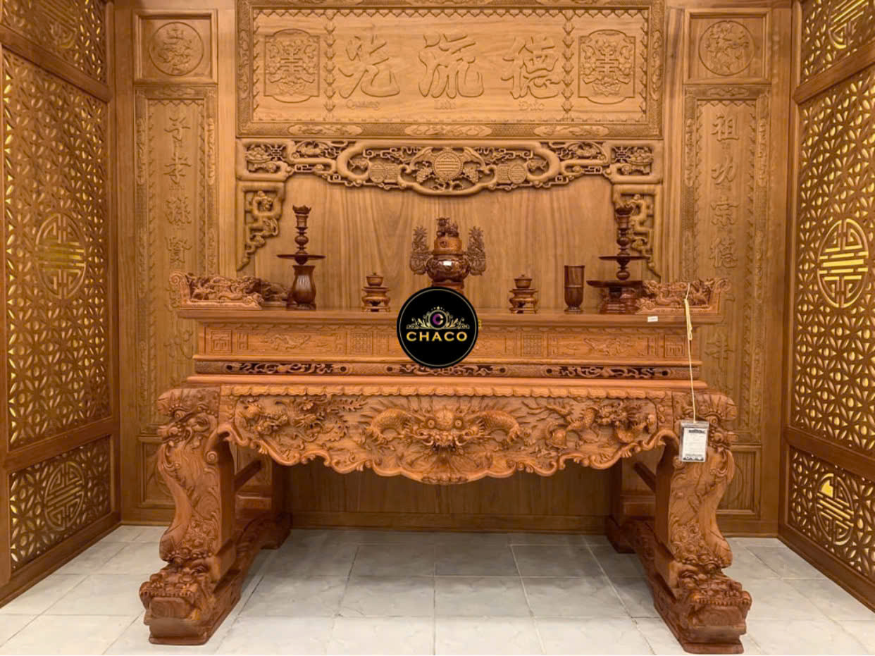 Bộ vách thờ gõ đỏ cổ kính sang trọng BVT01