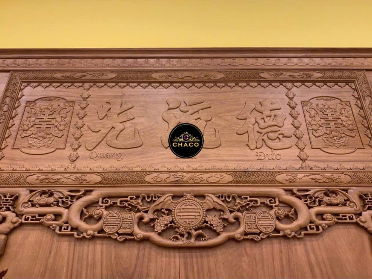 Bộ vách thờ gõ đỏ cổ kính sang trọng BVT01