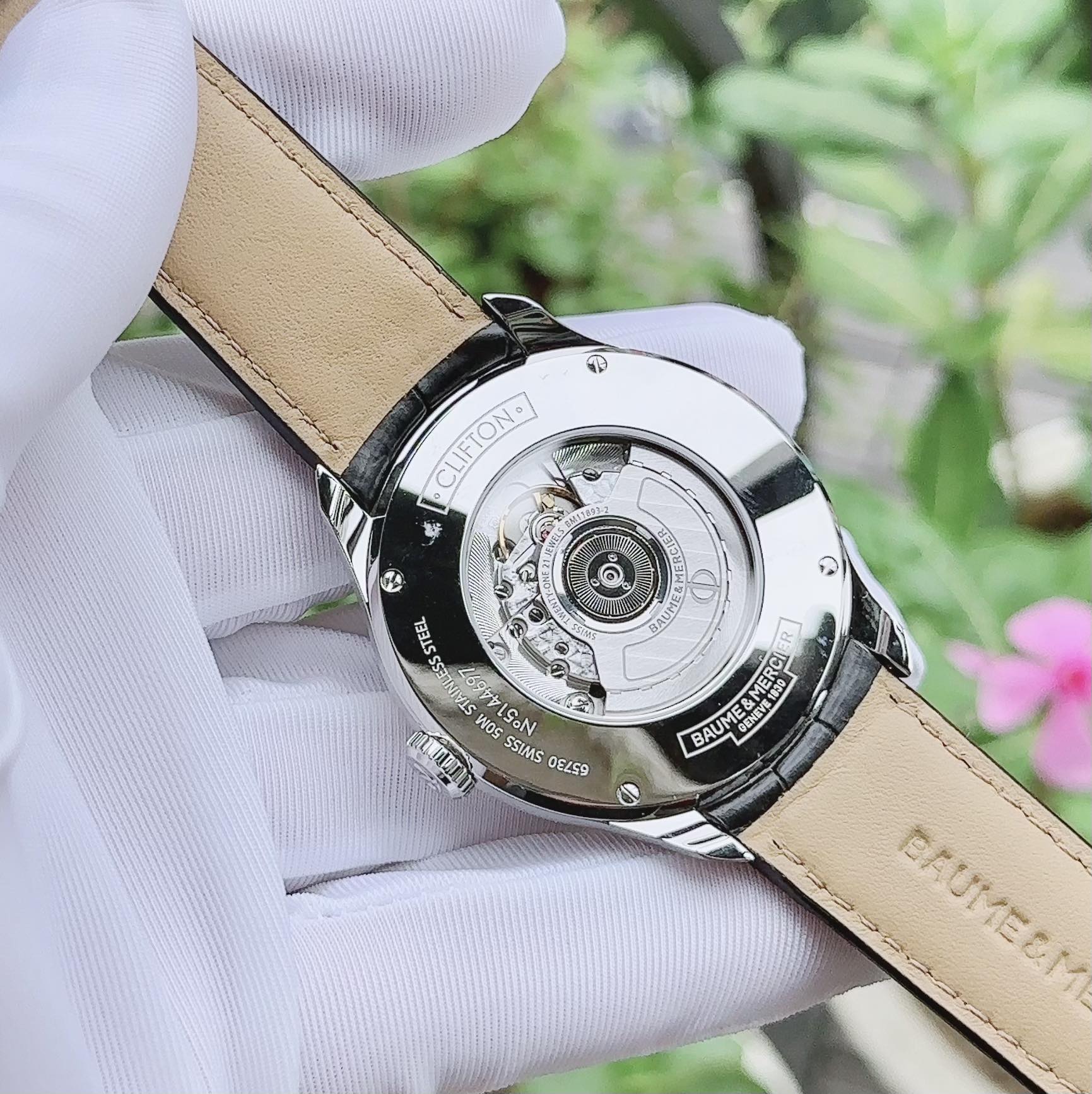 Baume and Mercier M0A10302 Size 43