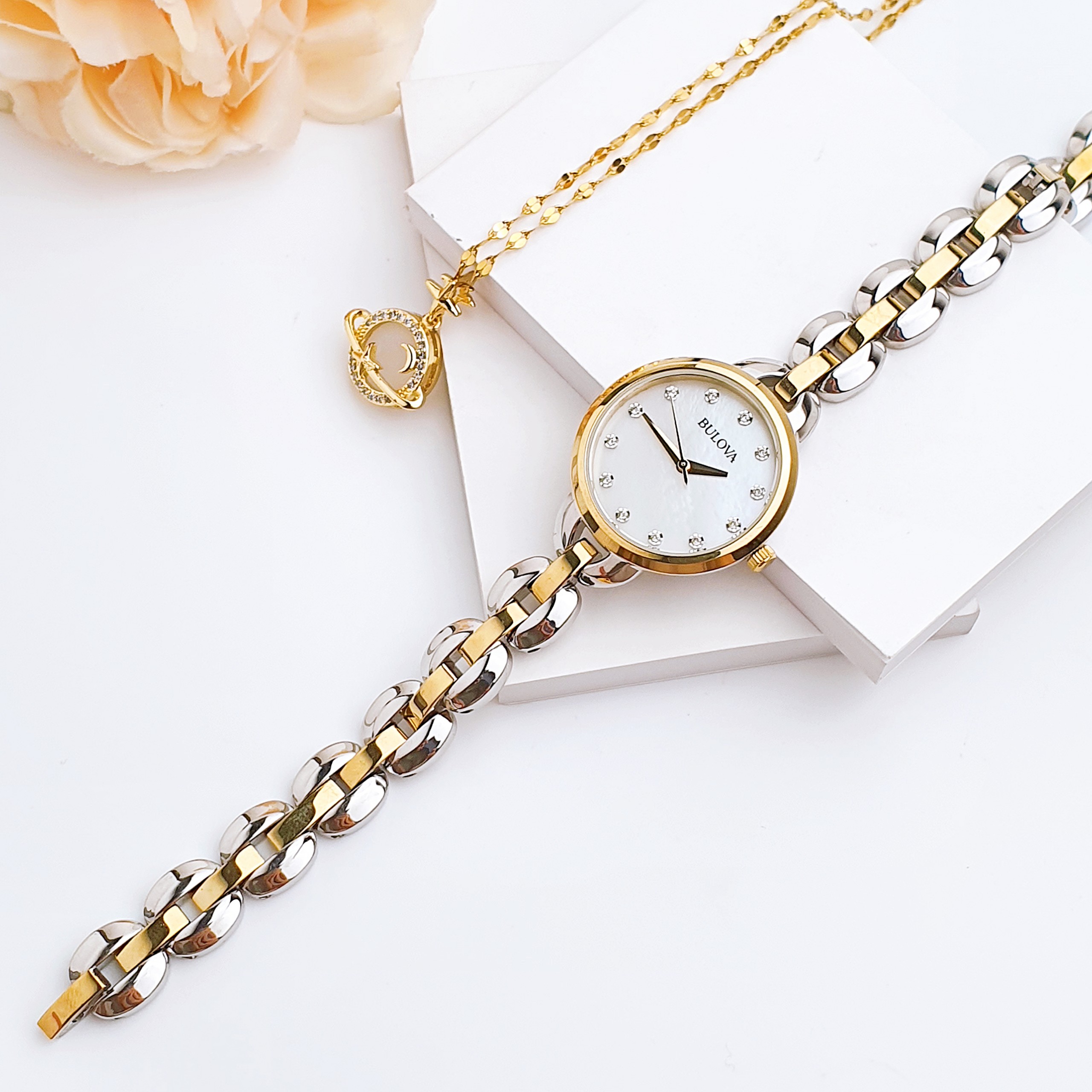Bulova 98L208