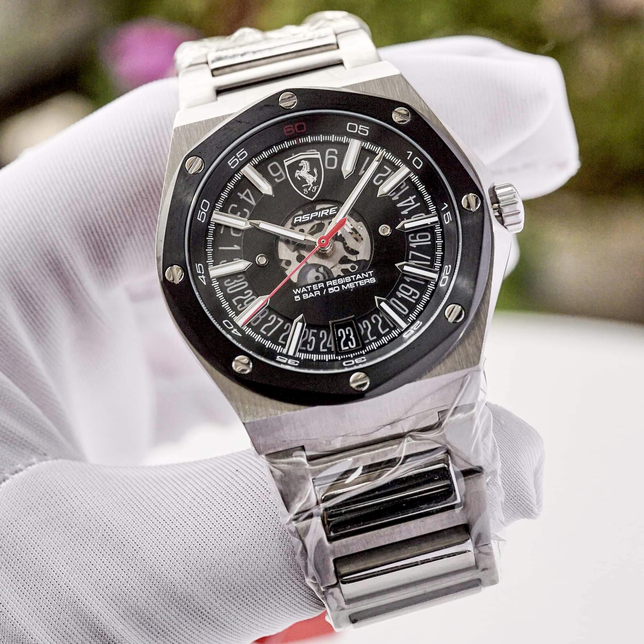 Ferrari 0830846 Size 44