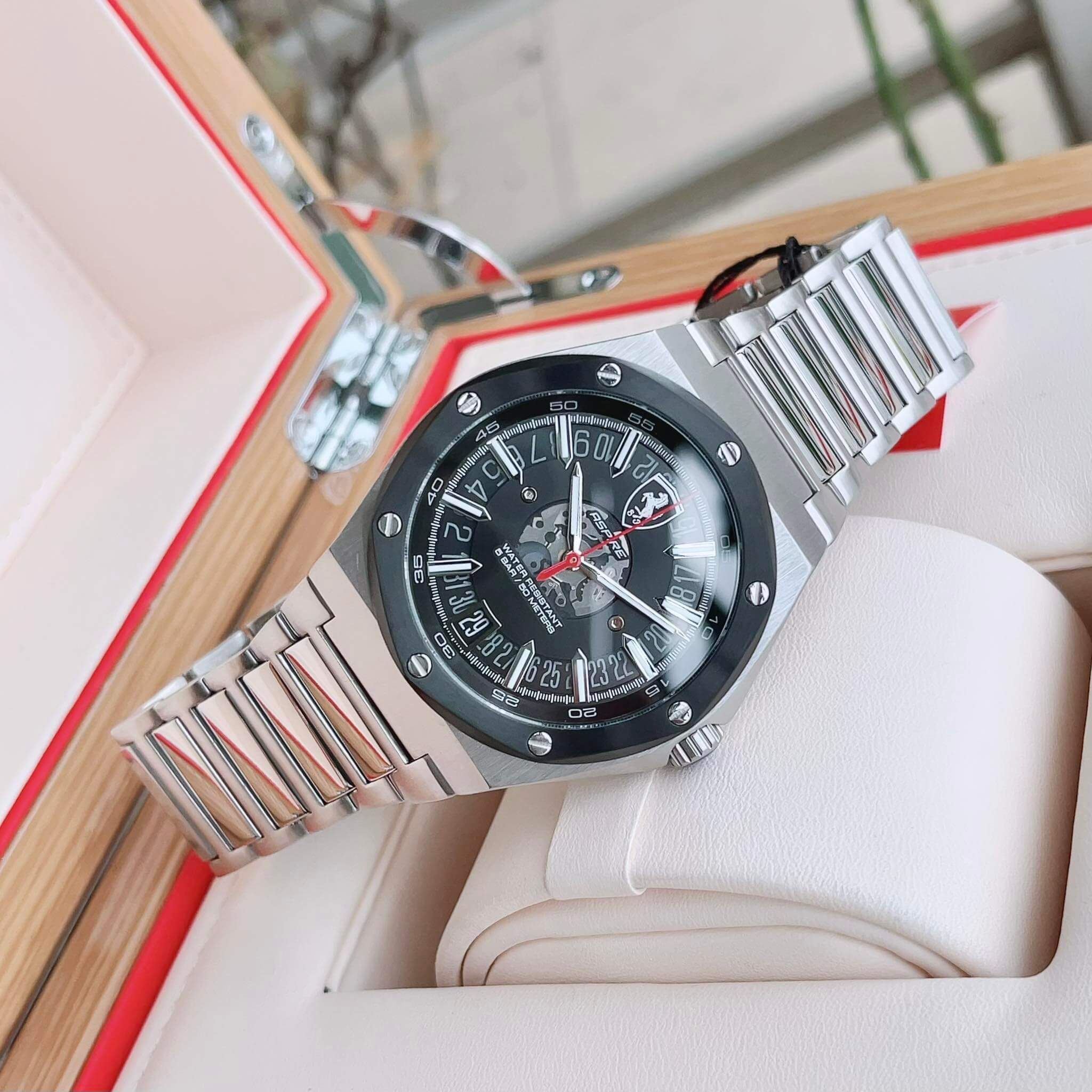 Ferrari 0830846 Size 44