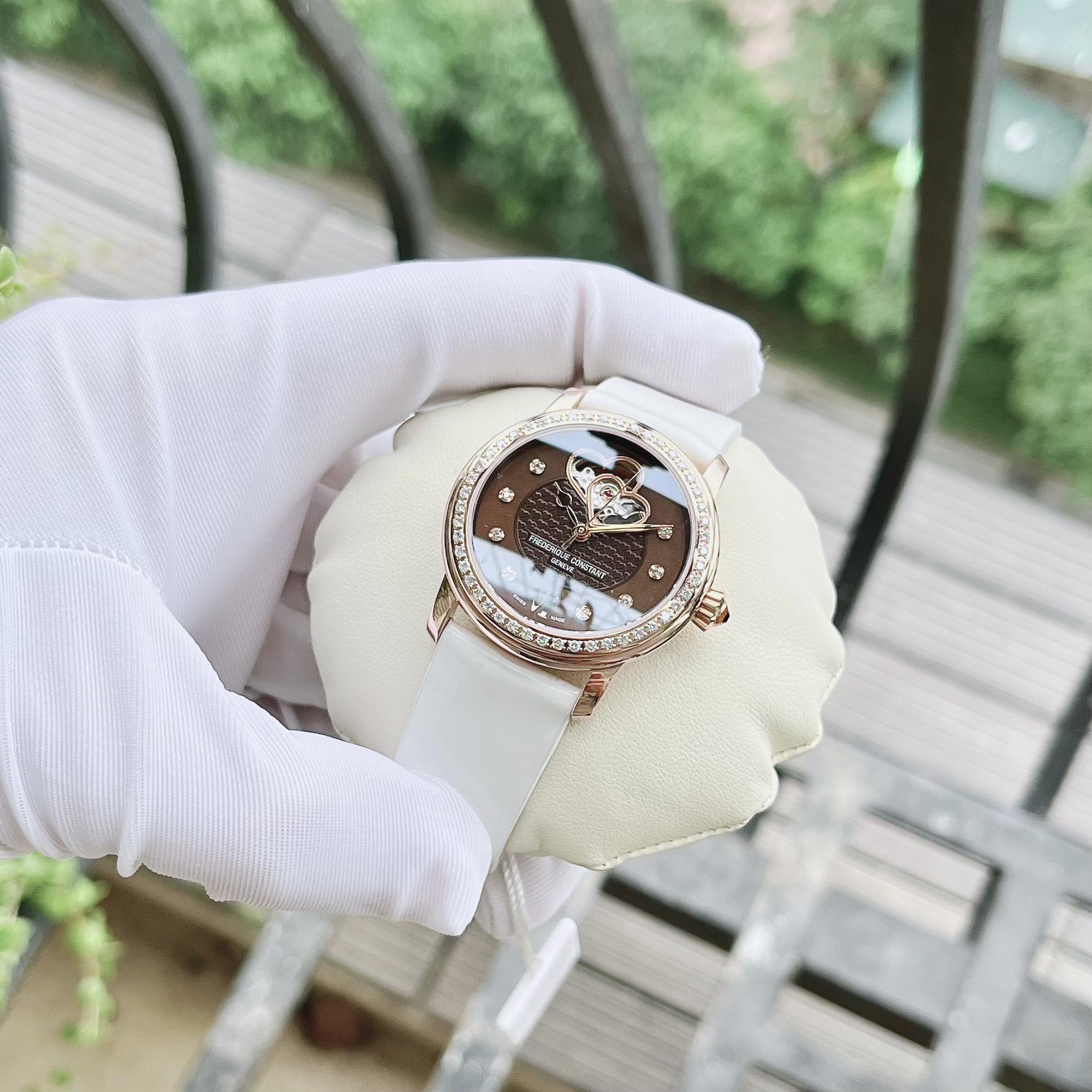 Frederique Constant 310CDHB2PD4 Size 34 - thêm dây trắng
