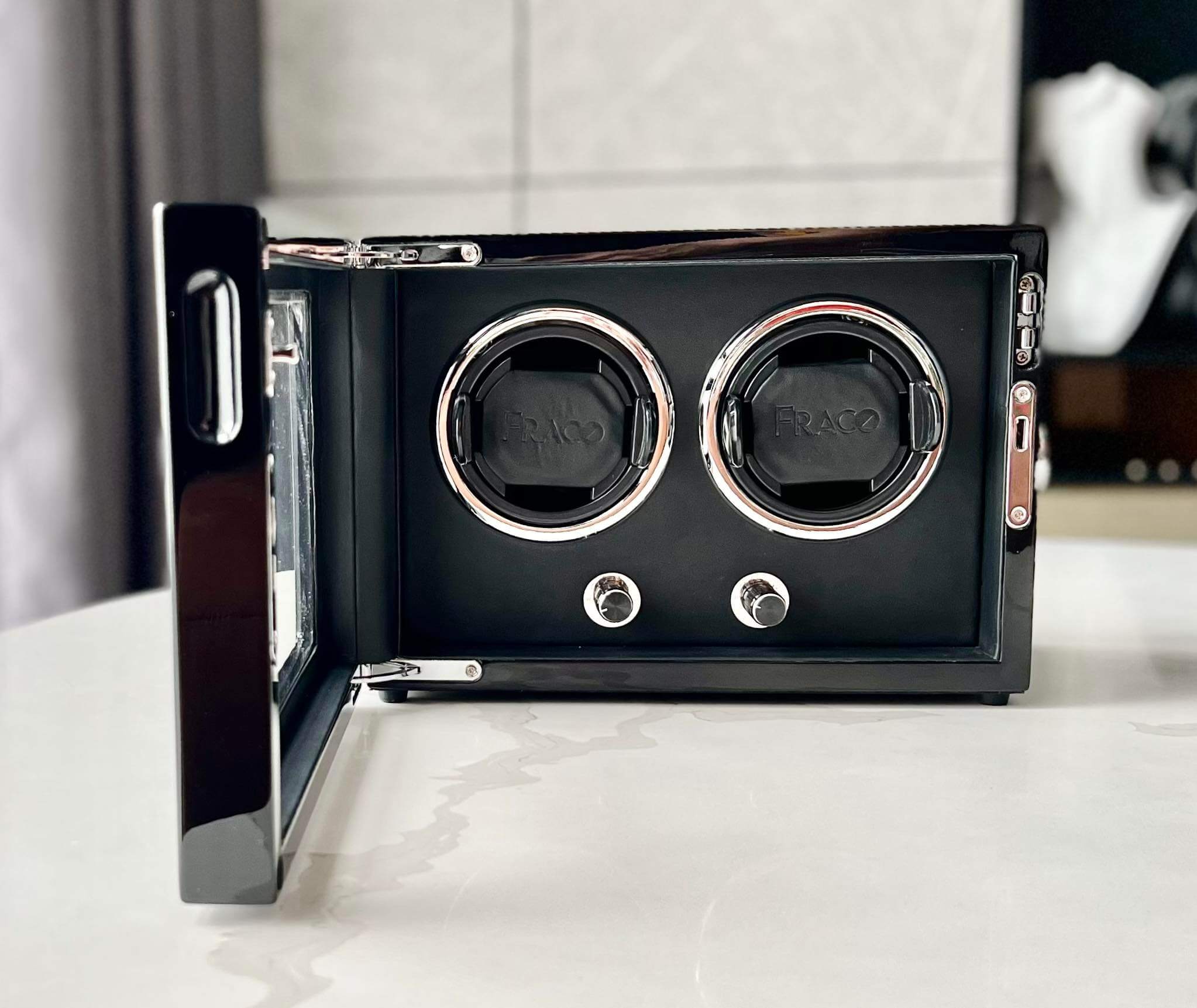 Hộp Xoay Fraco X200 Black