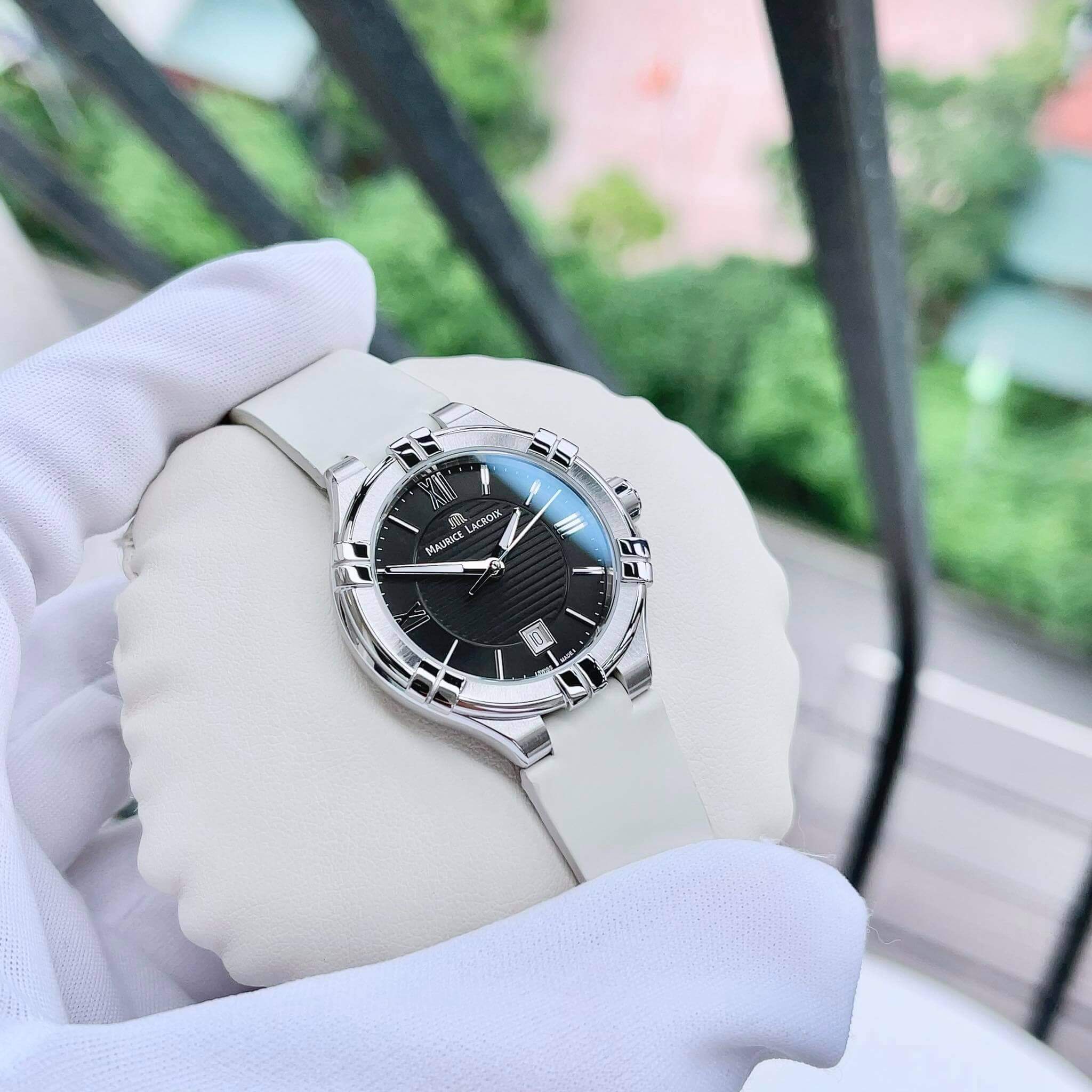 Maurice Lacroix AI6058-SS002-330-1