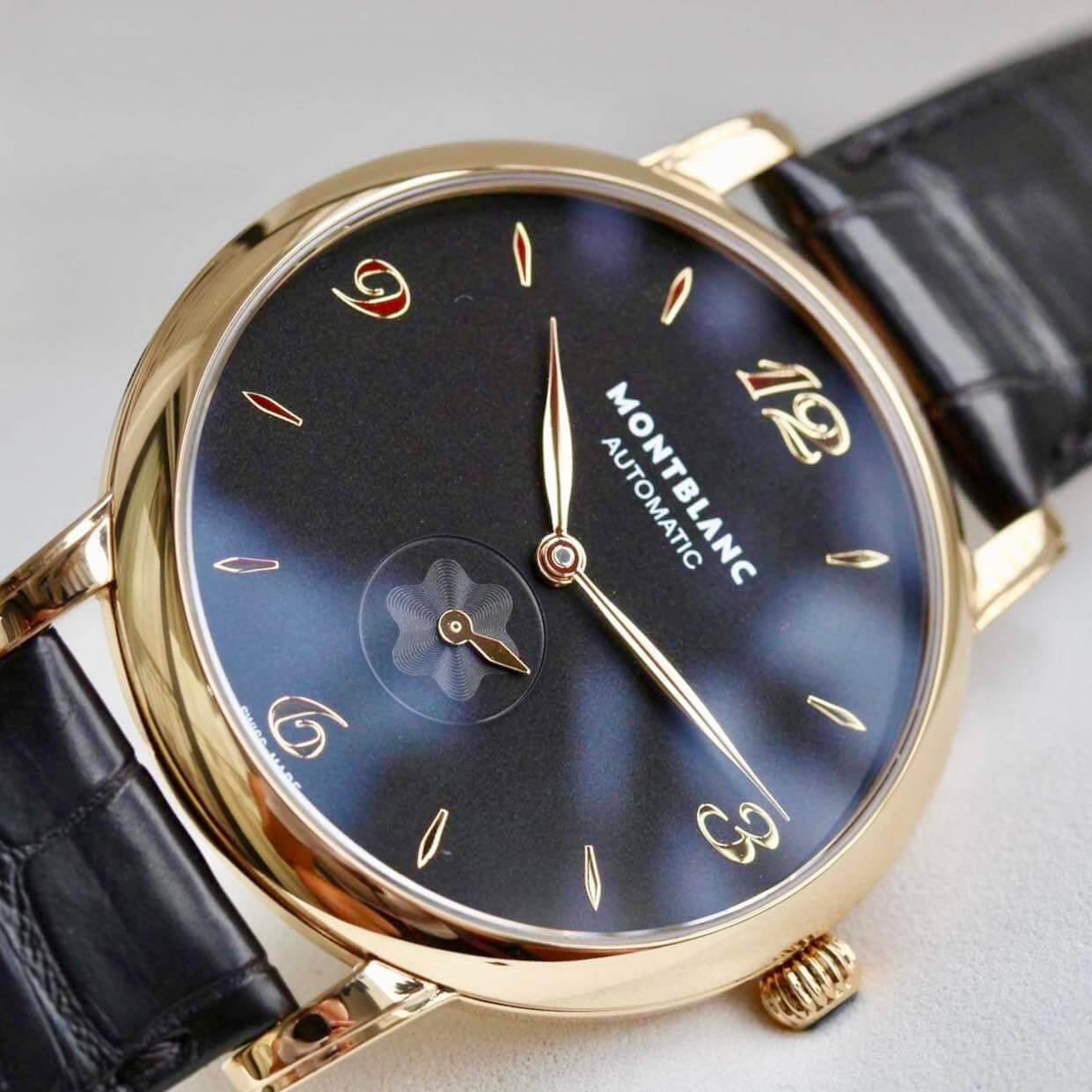 MontBlanc 107340 Size 39